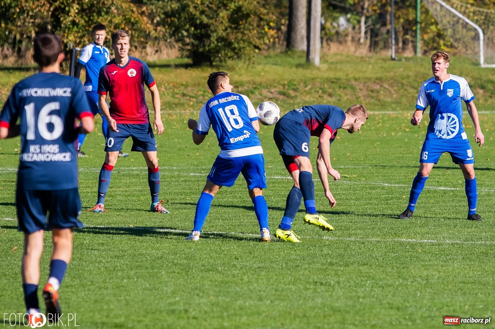 Zdjęcie w galerii na portalu naszraciborz.pl: Pogrom w Krzanowicach. Kolejne trzy punkty Unii Racibórz [FOTO] wiadomości z regionu