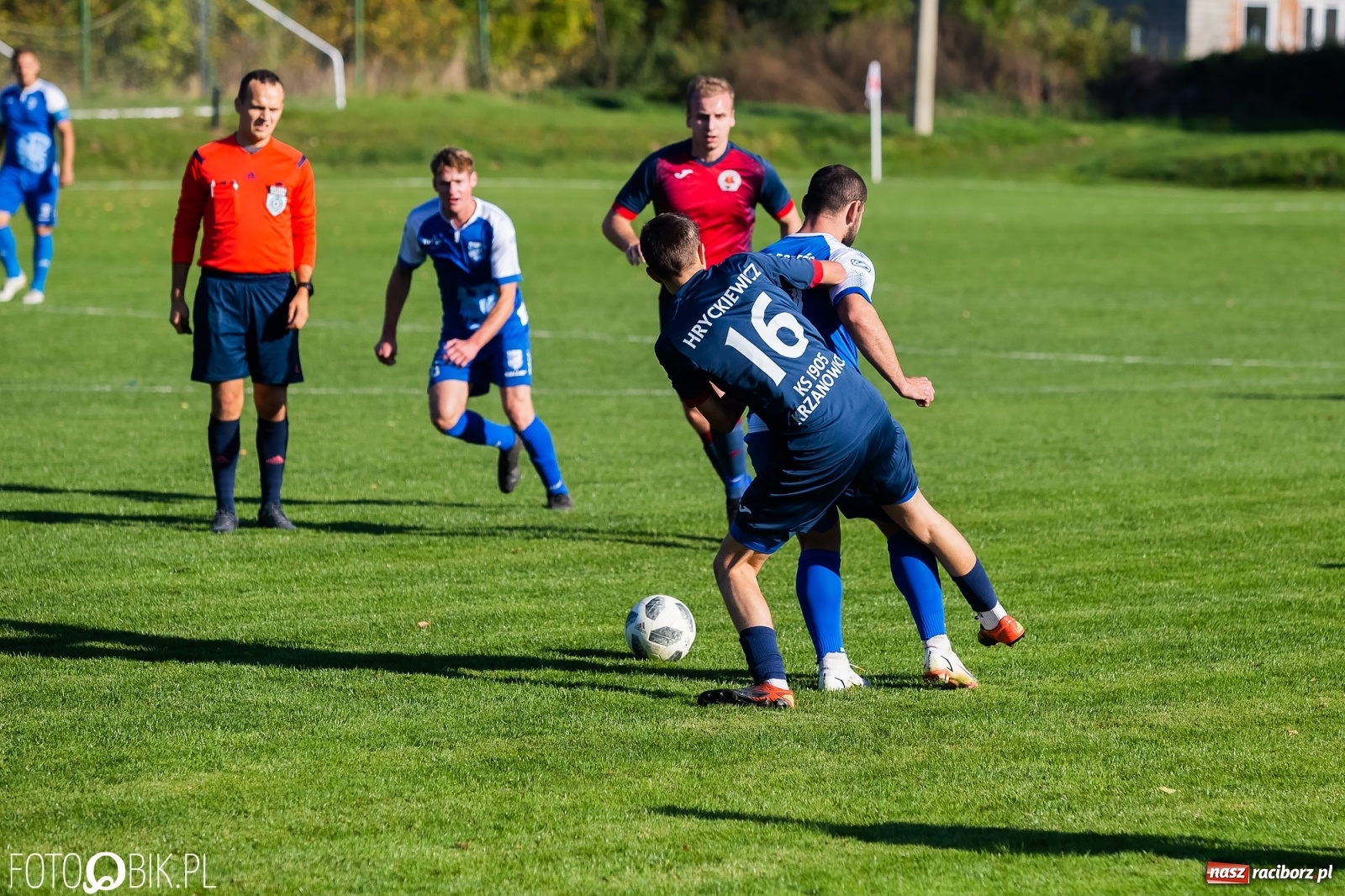 Zdjęcie w galerii na portalu naszraciborz.pl: Pogrom w Krzanowicach. Kolejne trzy punkty Unii Racibórz [FOTO] wiadomości z regionu