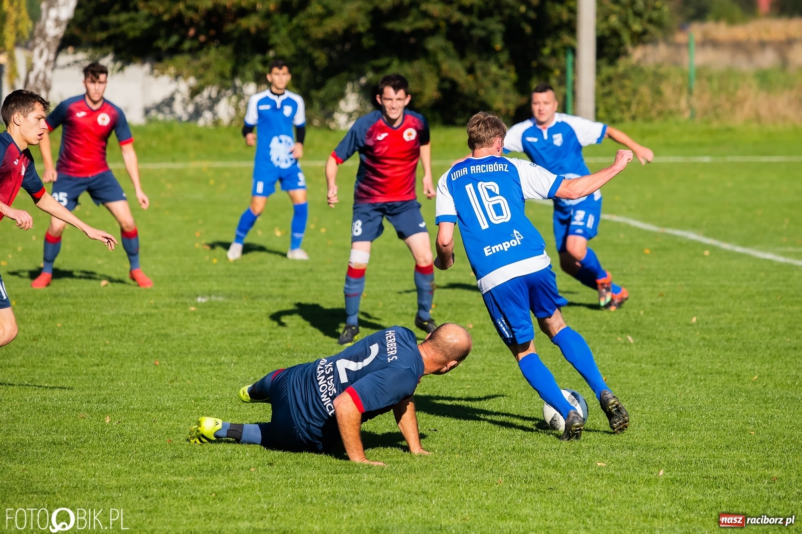 Zdjęcie w galerii na portalu naszraciborz.pl: Pogrom w Krzanowicach. Kolejne trzy punkty Unii Racibórz [FOTO] wiadomości z regionu