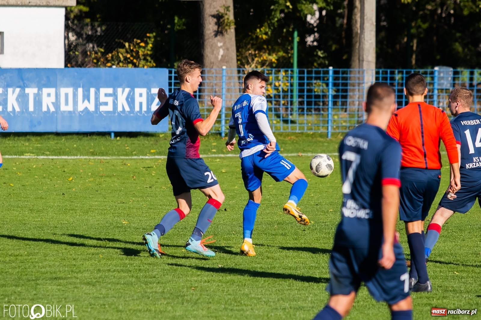 Zdjęcie w galerii na portalu naszraciborz.pl: Pogrom w Krzanowicach. Kolejne trzy punkty Unii Racibórz [FOTO] wiadomości z regionu