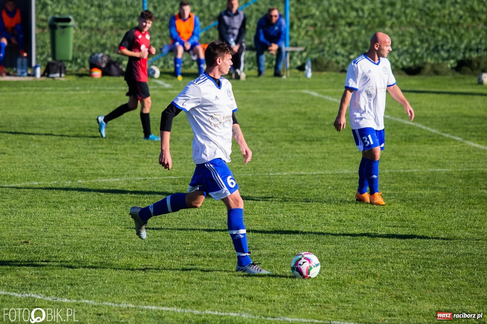 Zdjęcie w galerii na portalu naszraciborz.pl: B klasa. Zwycięska passa Pietraszyna trwa [FOTO] wiadomości z regionu