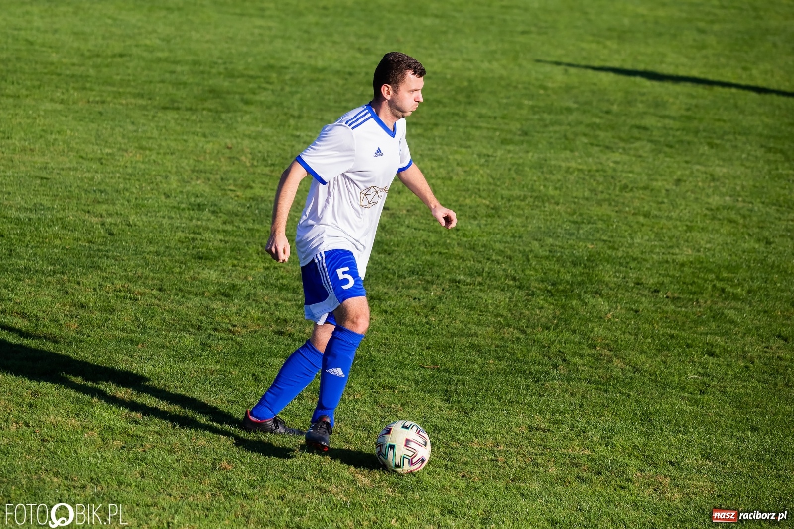 Zdjęcie w galerii na portalu naszraciborz.pl: B klasa. Zwycięska passa Pietraszyna trwa [FOTO] wiadomości z regionu
