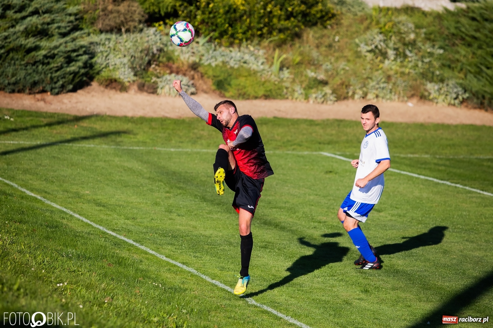 Zdjęcie w galerii na portalu naszraciborz.pl: B klasa. Zwycięska passa Pietraszyna trwa [FOTO] wiadomości z regionu