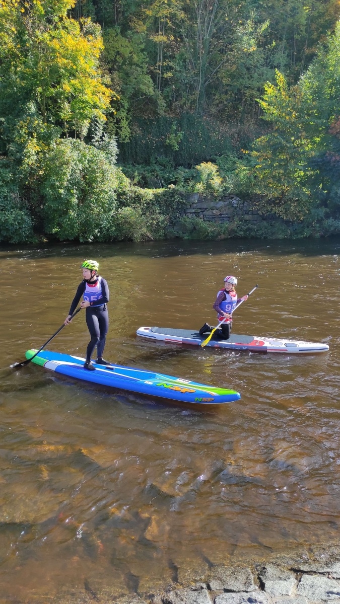 Zdjęcie w galerii na portalu naszraciborz.pl: Raciborzanie pojechali na Krumlovský vodácký maraton 2021 wiadomości z regionu