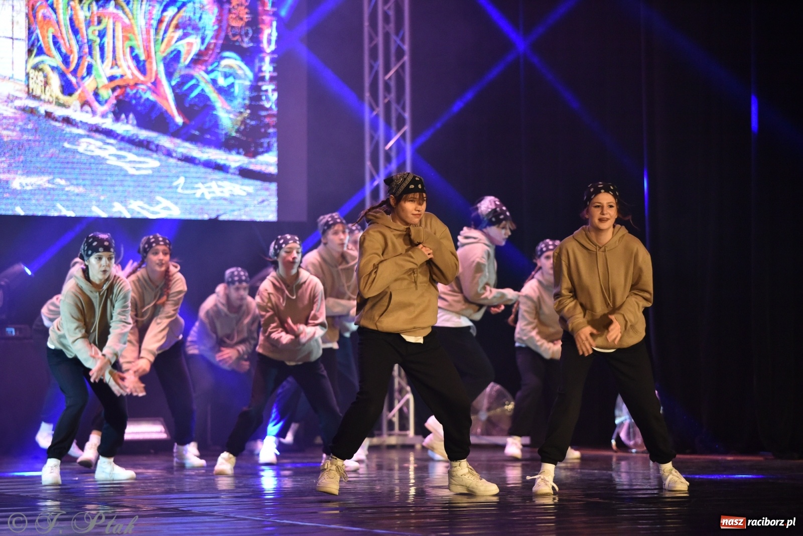 Zdjęcie w galerii na portalu naszraciborz.pl: Jubileuszowa gala SKAZY raz jeszcze wiadomości z regionu