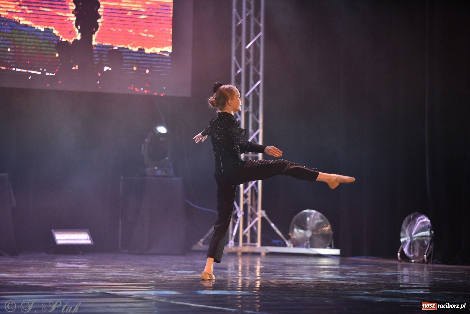 Zdjęcie w galerii na portalu naszraciborz.pl: Jubileuszowa gala SKAZY raz jeszcze wiadomości z regionu