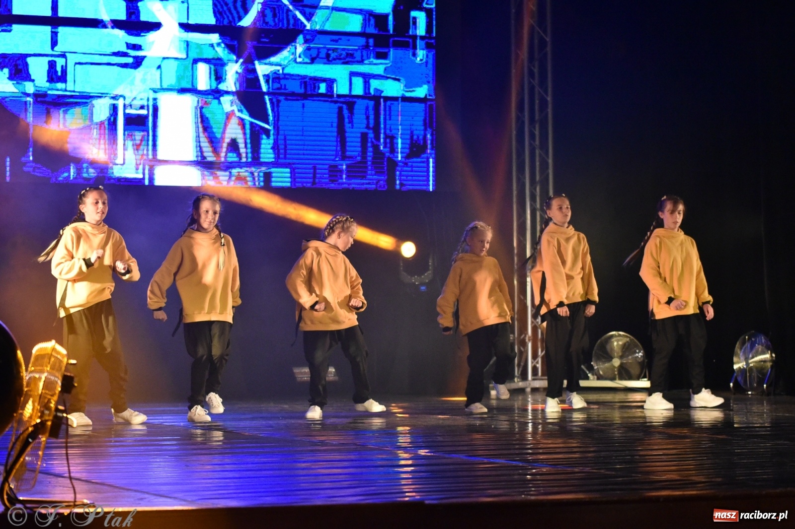 Zdjęcie w galerii na portalu naszraciborz.pl: Jubileuszowa gala SKAZY raz jeszcze wiadomości z regionu