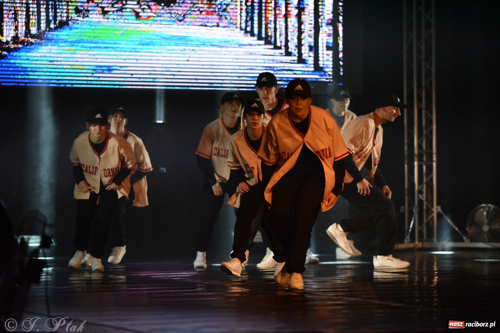 Zdjęcie w galerii na portalu naszraciborz.pl: Jubileuszowa gala SKAZY raz jeszcze wiadomości z regionu