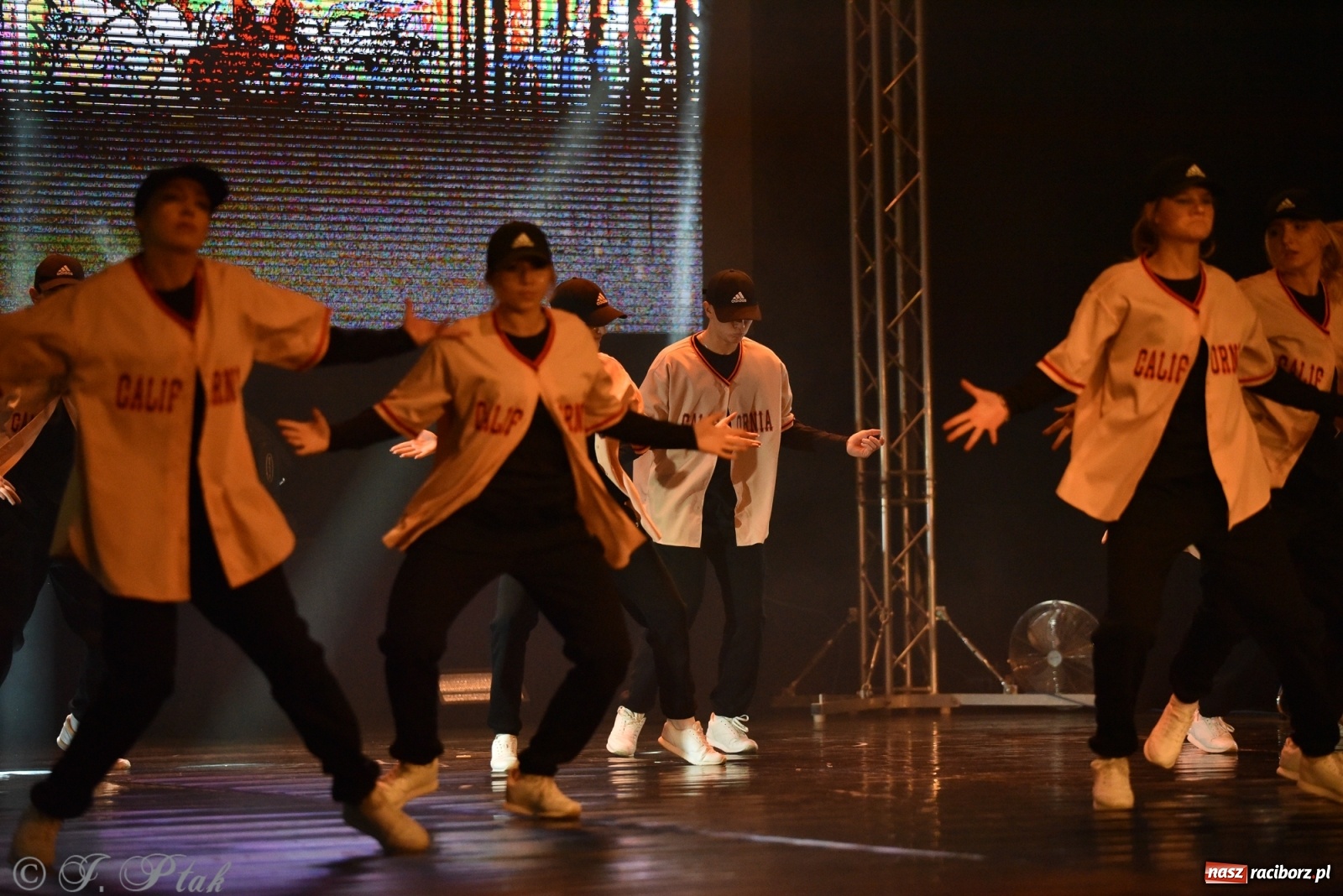 Zdjęcie w galerii na portalu naszraciborz.pl: Jubileuszowa gala SKAZY raz jeszcze wiadomości z regionu