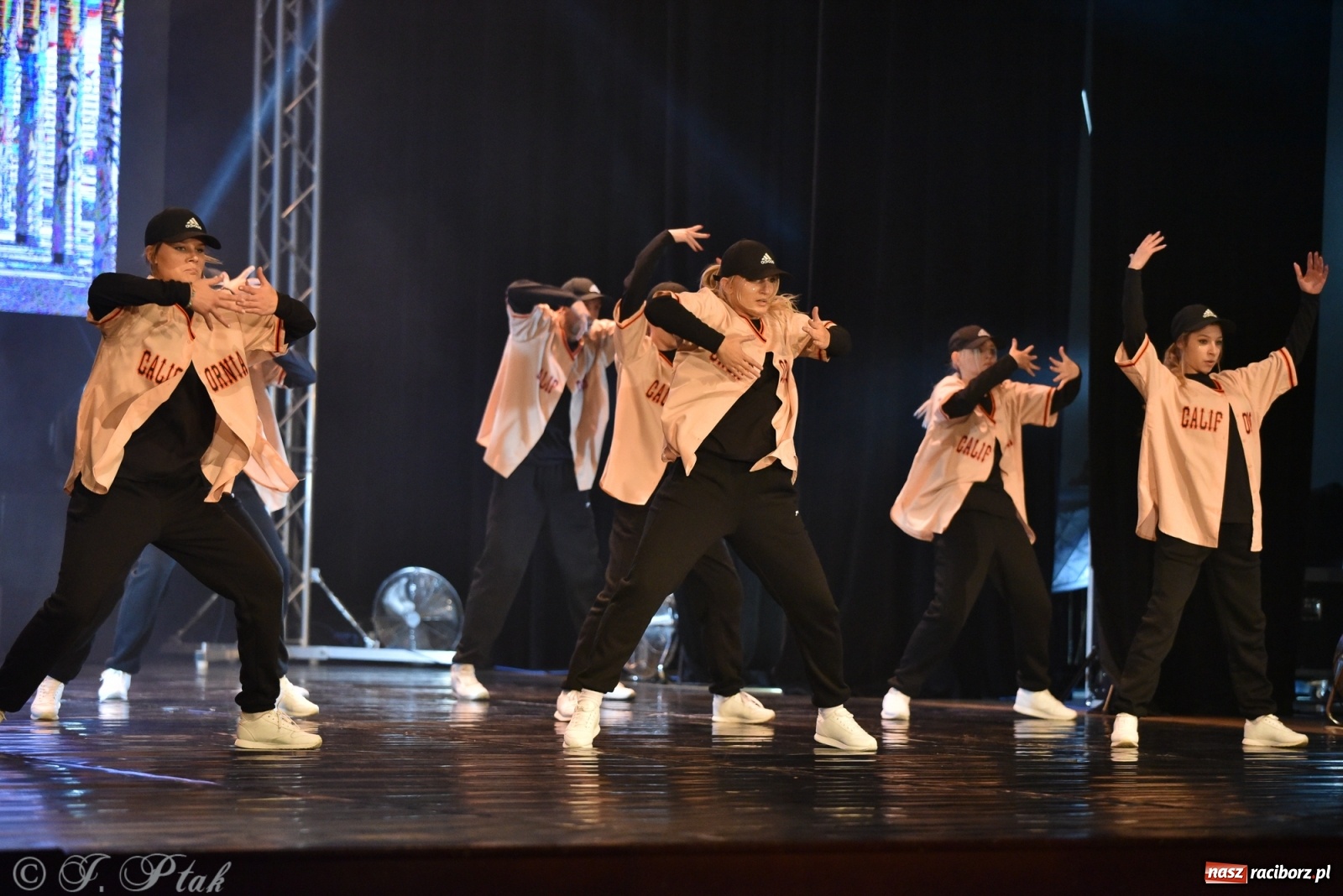 Zdjęcie w galerii na portalu naszraciborz.pl: Jubileuszowa gala SKAZY raz jeszcze wiadomości z regionu