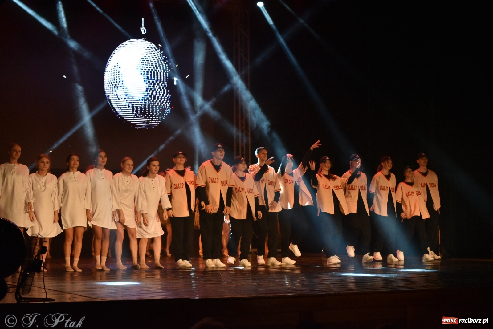 Zdjęcie w galerii na portalu naszraciborz.pl: Jubileuszowa gala SKAZY raz jeszcze wiadomości z regionu