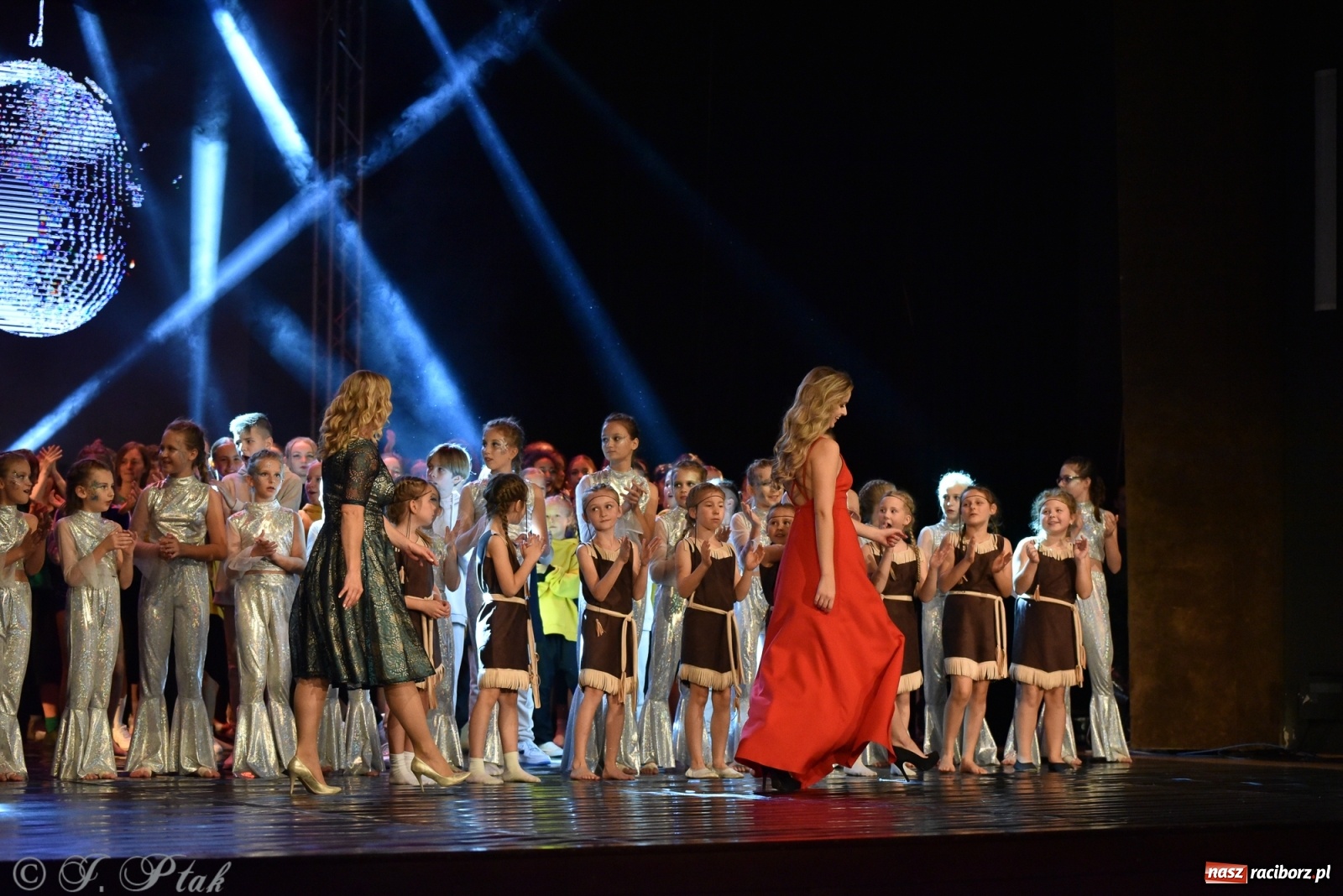 Zdjęcie w galerii na portalu naszraciborz.pl: Jubileuszowa gala SKAZY raz jeszcze wiadomości z regionu