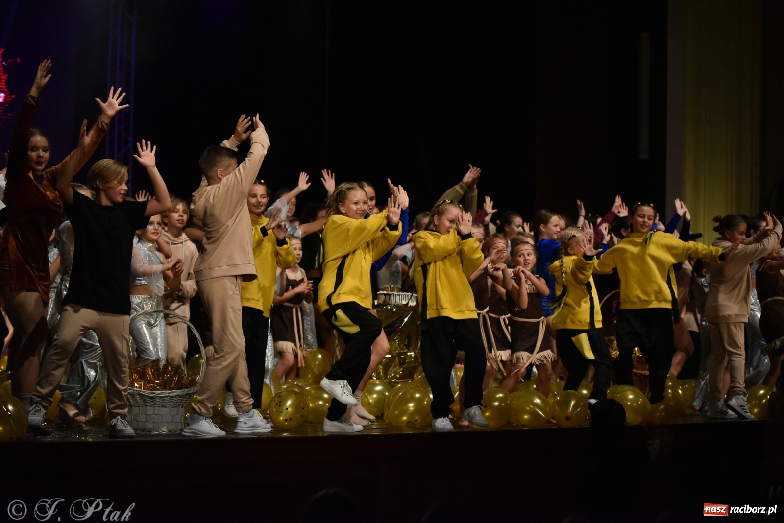 Zdjęcie w galerii na portalu naszraciborz.pl: Jubileuszowa gala SKAZY raz jeszcze wiadomości z regionu