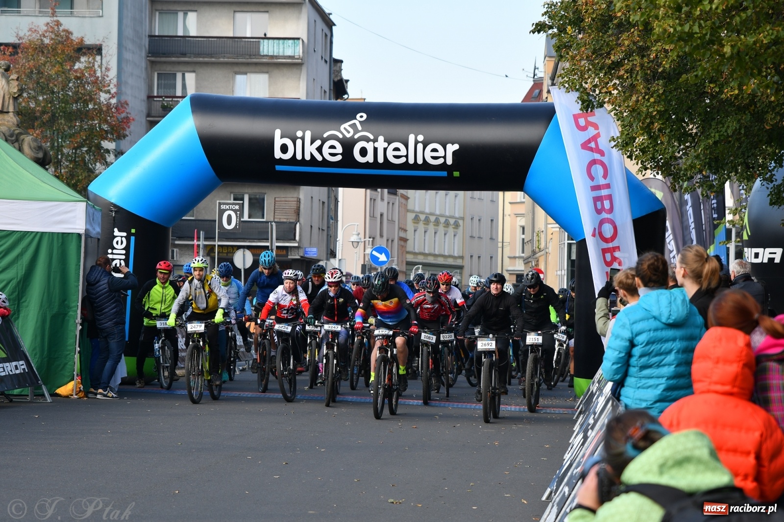 Zdjęcie w galerii na portalu naszraciborz.pl: Bike Atelier MTB Maraton - fotoreportaż wiadomości z regionu