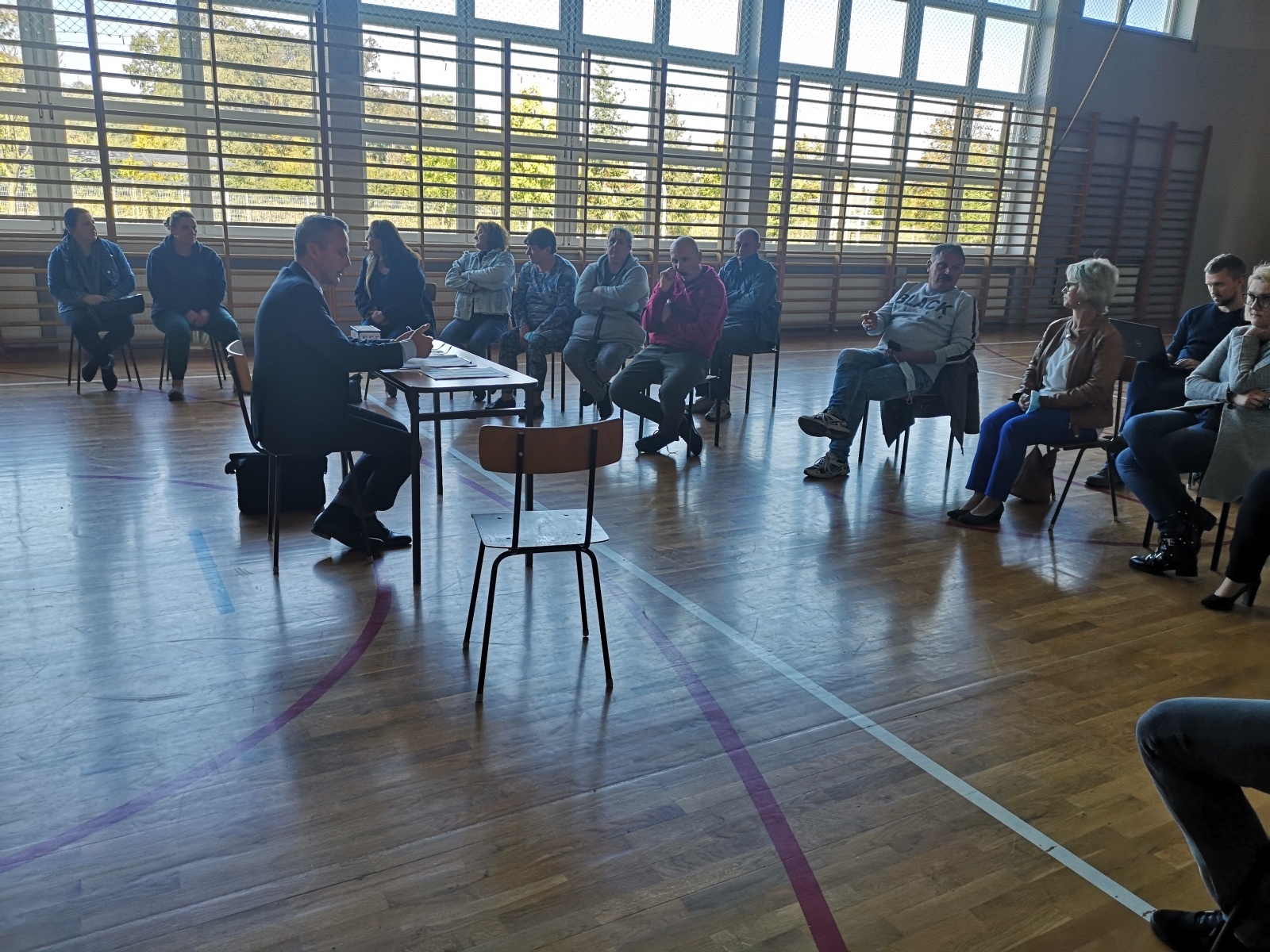 Zdjęcie w galerii na portalu naszraciborz.pl: Mieszkańcy Płoni i Ocic spotkali się z prezydentem wiadomości z regionu