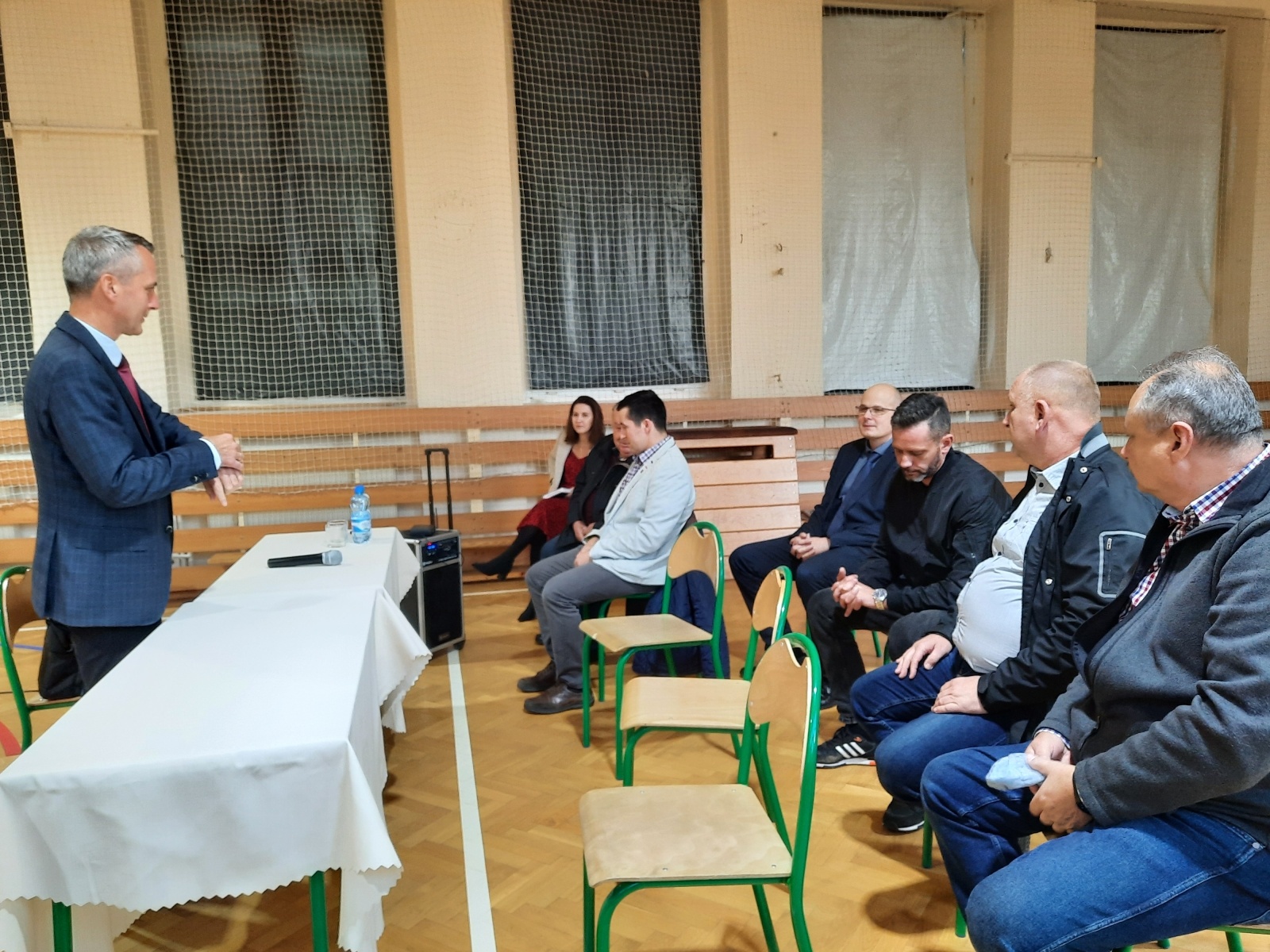 Zdjęcie w galerii na portalu naszraciborz.pl: Mieszkańcy Płoni i Ocic spotkali się z prezydentem wiadomości z regionu