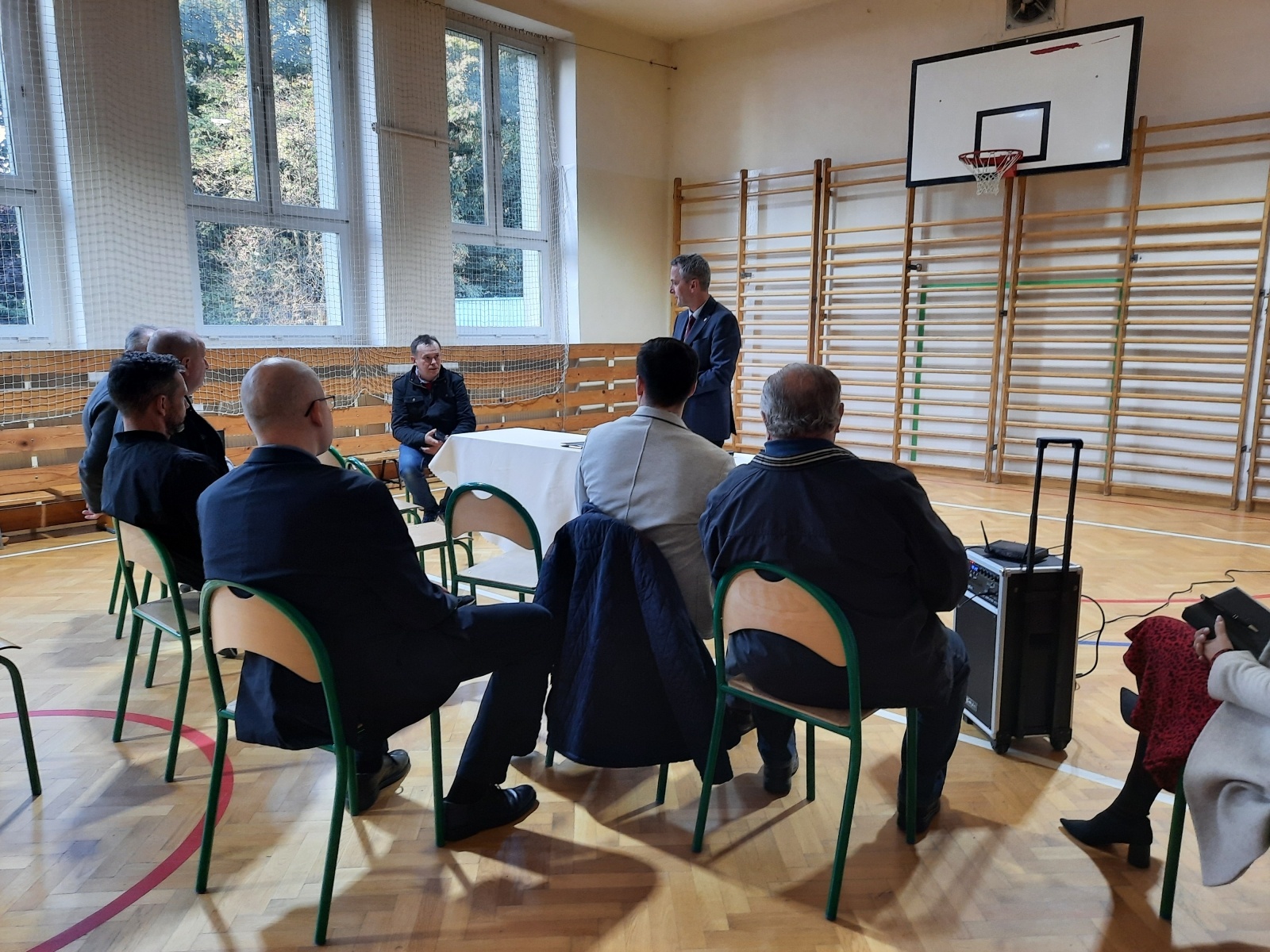 Zdjęcie w galerii na portalu naszraciborz.pl: Mieszkańcy Płoni i Ocic spotkali się z prezydentem wiadomości z regionu