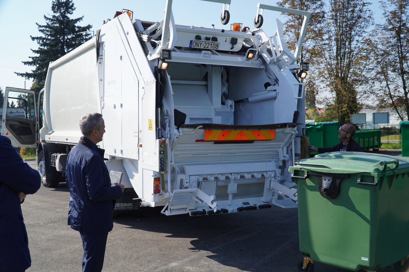 Zdjęcie w galerii na portalu naszraciborz.pl: Miejska spółka kupiła pierwszą śmieciarkę, Empol złożył odwołanie wiadomości z regionu