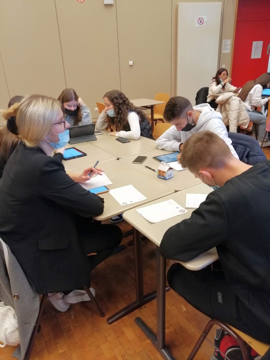 Zdjęcie w galerii na portalu naszraciborz.pl: Młodzież z Kasprowicza w luksemburskiej Ecole de Gestion et de Commerce wiadomości z regionu