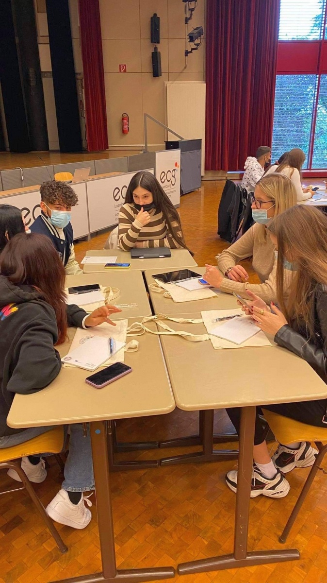 Zdjęcie w galerii na portalu naszraciborz.pl: Młodzież z Kasprowicza w luksemburskiej Ecole de Gestion et de Commerce wiadomości z regionu