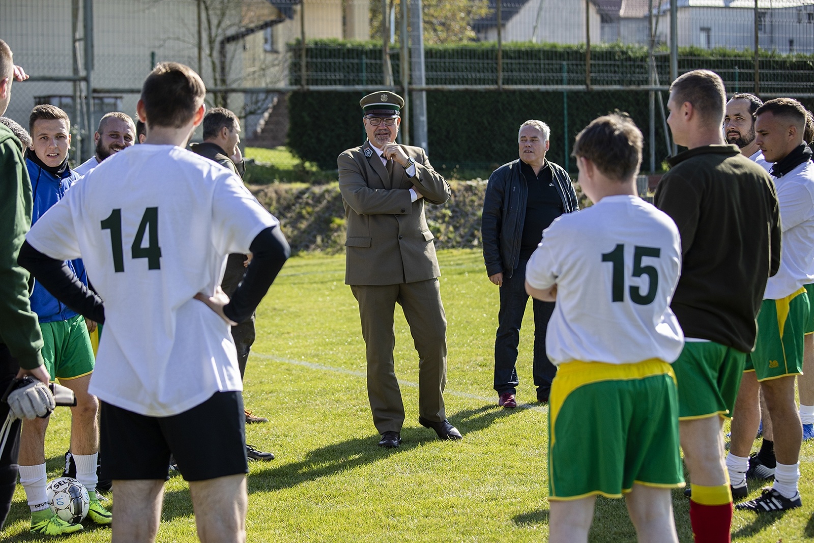 Zdjęcie w galerii na portalu naszraciborz.pl: Piłkarska rywalizacja LKS 07 Markowice i Lasów Państwowych. Klub dostał finansowe wsparcie wiadomości z regionu