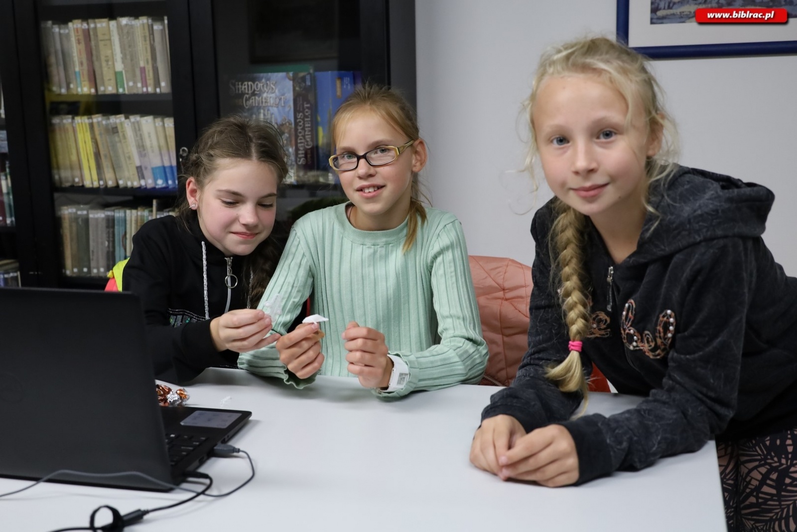 Zdjęcie w galerii na portalu naszraciborz.pl: Polski uczony a Wieża Eiffla. Warsztaty druku 3D w raciborskiej bibliotece [FOTO] wiadomości z regionu