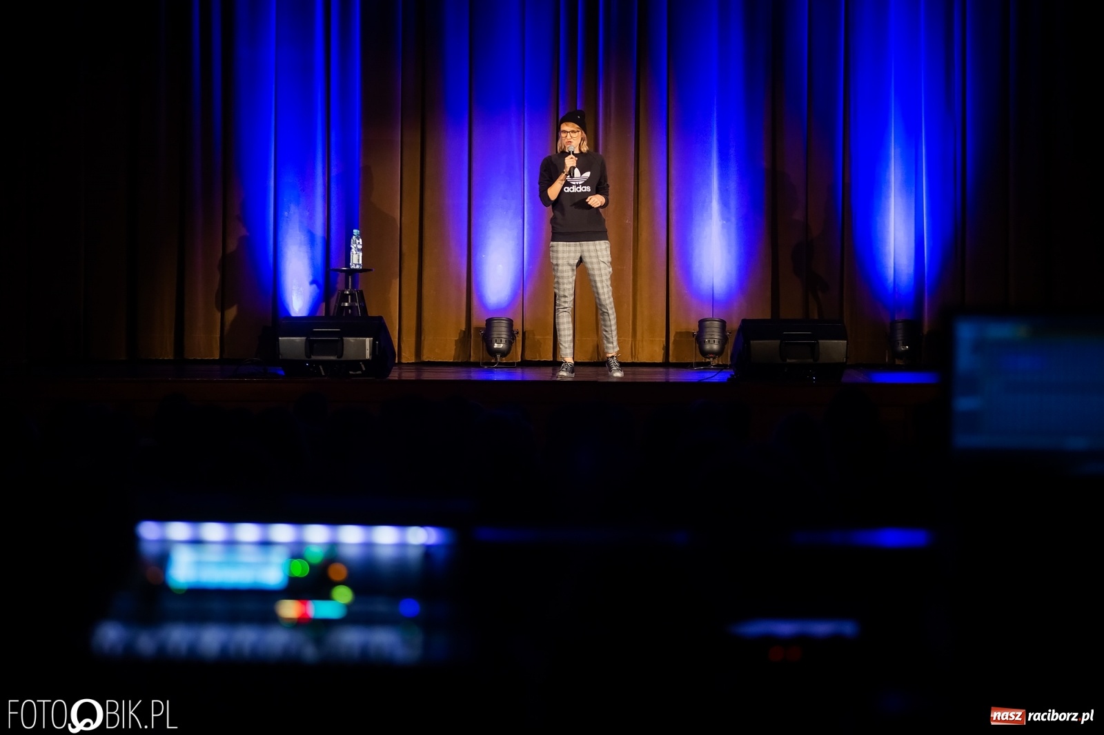 Zdjęcie w galerii na portalu naszraciborz.pl: Olka Szczęśniak z nowym programem w Raciborskim Centrum Kultury wiadomości z regionu