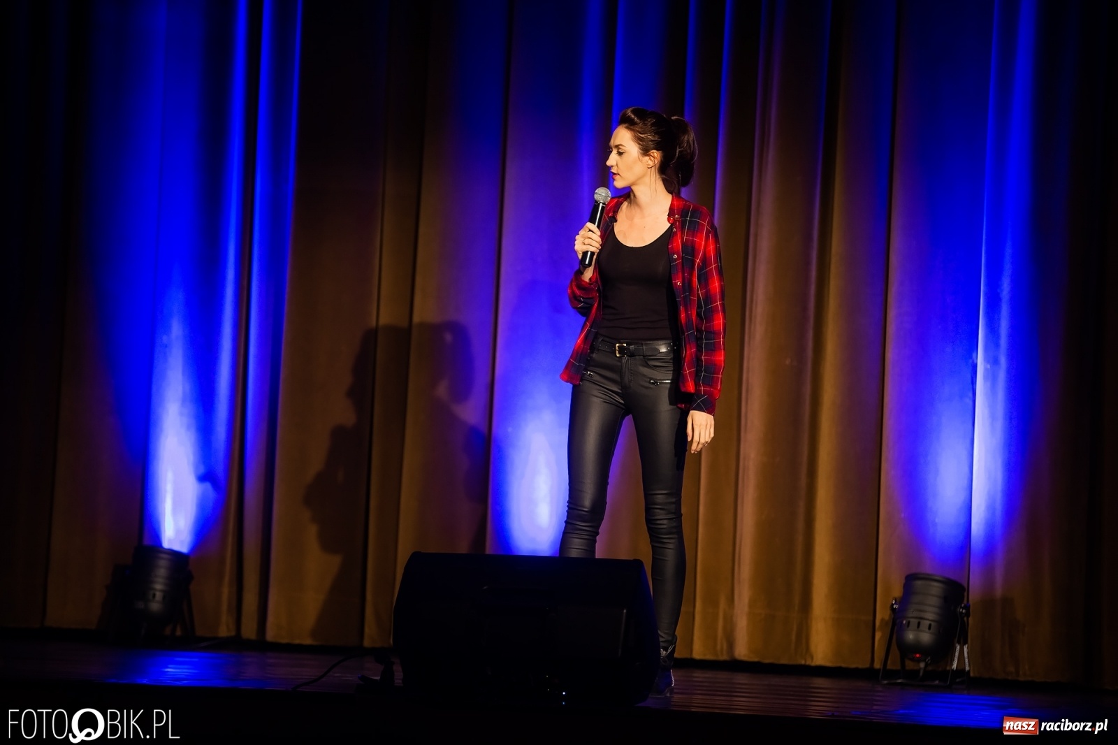 Zdjęcie w galerii na portalu naszraciborz.pl: Olka Szczęśniak z nowym programem w Raciborskim Centrum Kultury wiadomości z regionu