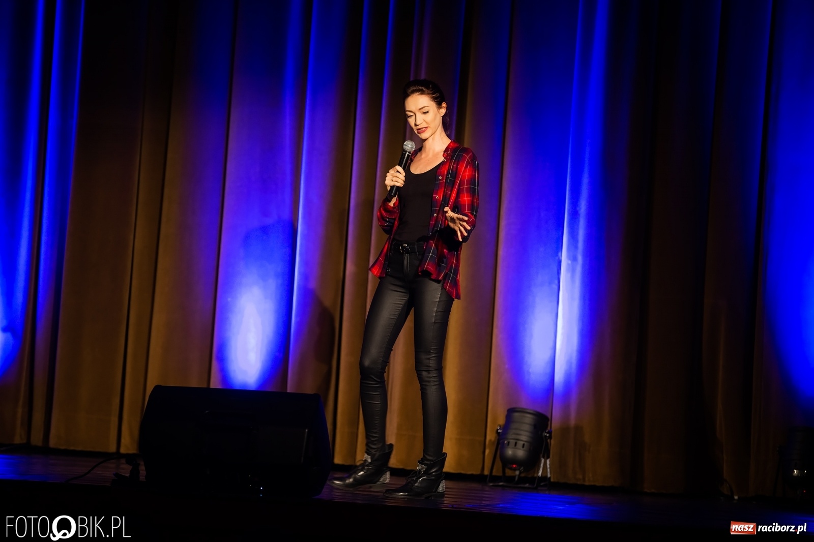 Zdjęcie w galerii na portalu naszraciborz.pl: Olka Szczęśniak z nowym programem w Raciborskim Centrum Kultury wiadomości z regionu