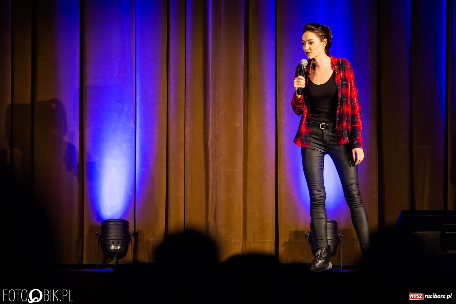 Zdjęcie w galerii na portalu naszraciborz.pl: Olka Szczęśniak z nowym programem w Raciborskim Centrum Kultury wiadomości z regionu