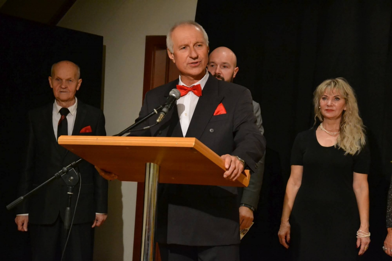 Zdjęcie w galerii na portalu naszraciborz.pl: Błyskawicznie o... życiu. Dwie nowe książki Zbigniewa Woźniaka wiadomości z regionu