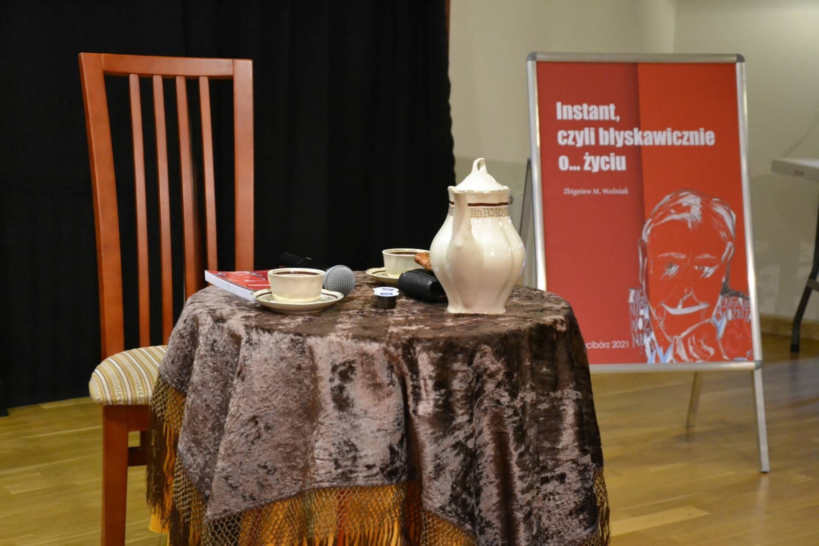 Zdjęcie w galerii na portalu naszraciborz.pl: Błyskawicznie o... życiu. Dwie nowe książki Zbigniewa Woźniaka wiadomości z regionu