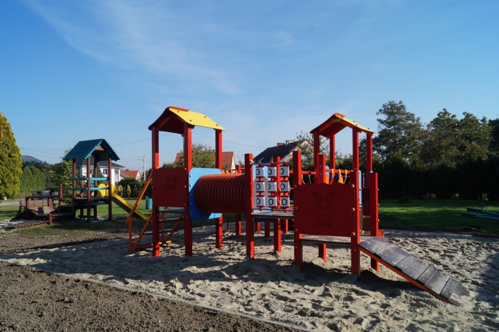 Zdjęcie w galerii na portalu naszraciborz.pl: Zmodernizowano plac zabaw przy przedszkolu w Łęgu wiadomości z regionu