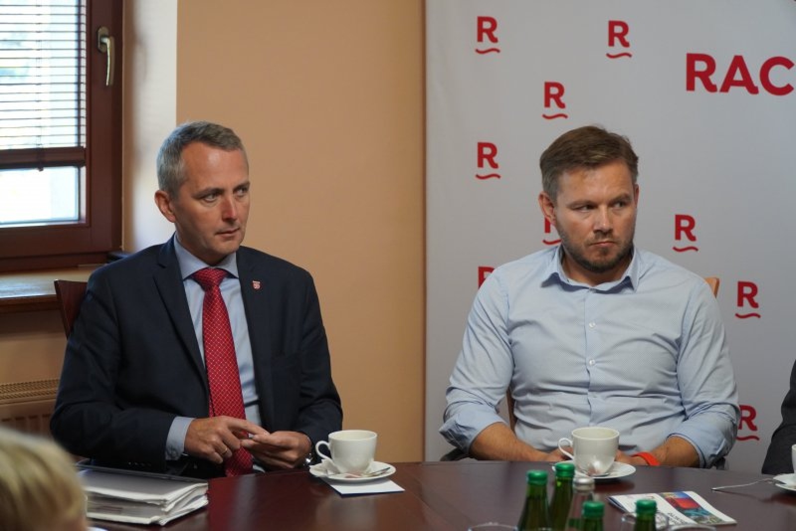 Zdjęcie w galerii na portalu naszraciborz.pl: Początek był nerwowy. Spotkanie władz miasta z wykonawcą robót na DW 935 Racibórz-Rybnik wiadomości z regionu