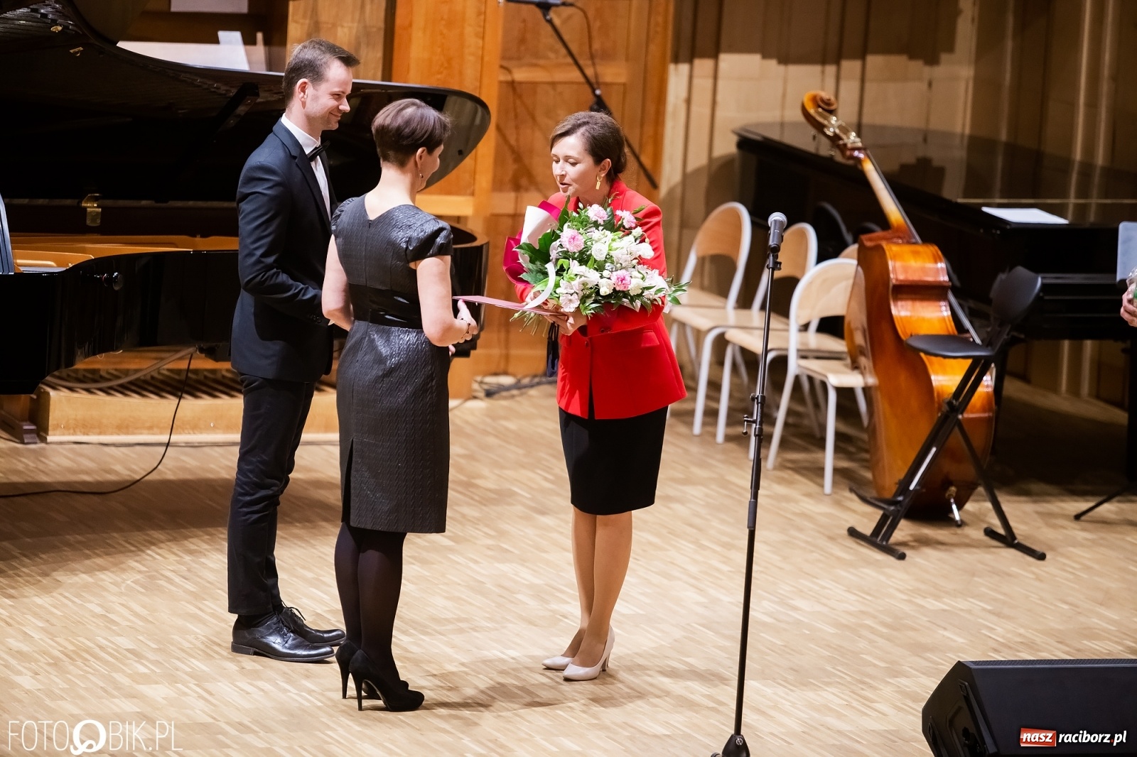 Zdjęcie w galerii na portalu naszraciborz.pl: Koncert jubileuszowy z okazji 60-lecia raciborskiej szkoły muzycznej wiadomości z regionu
