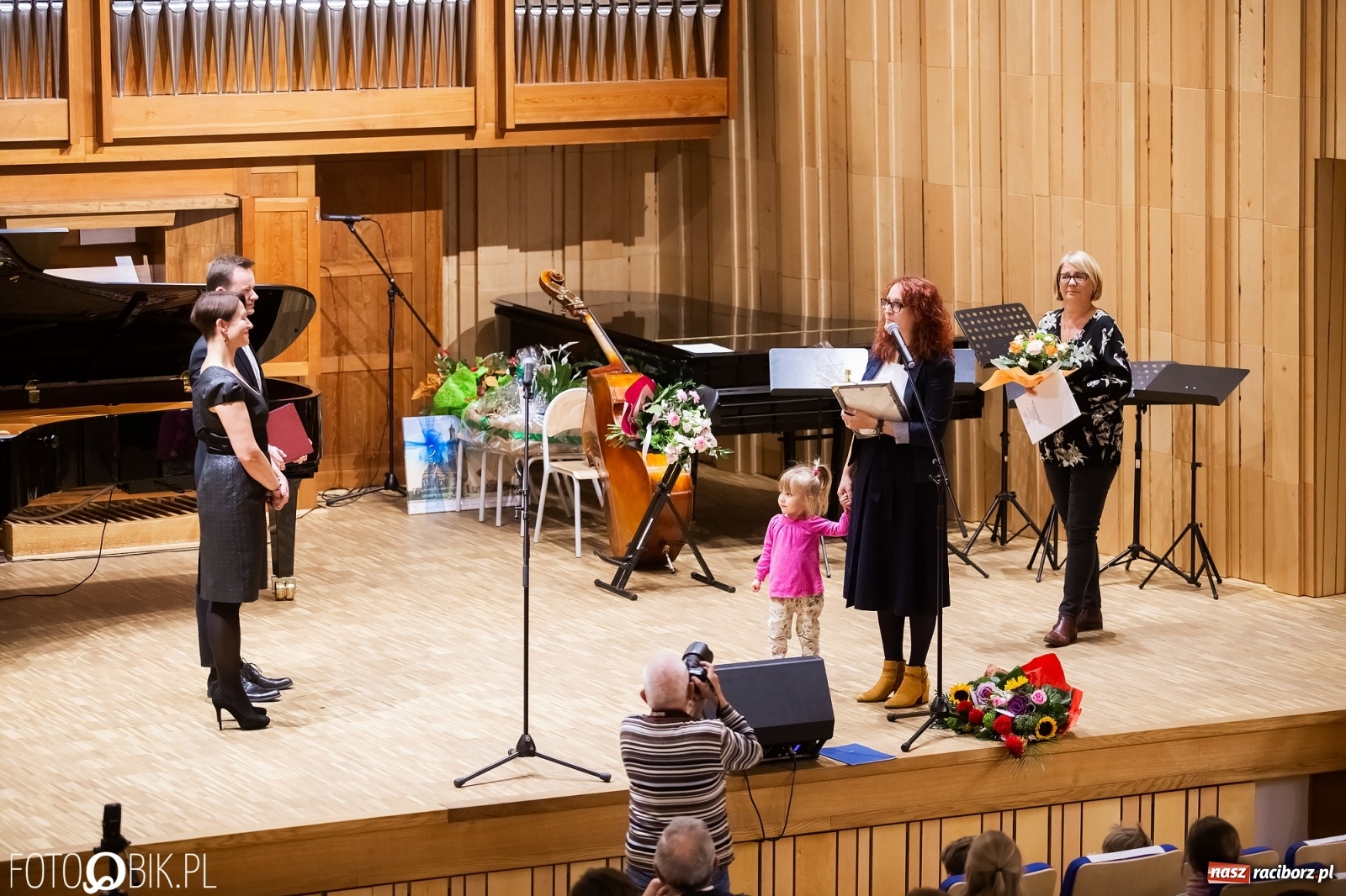 Zdjęcie w galerii na portalu naszraciborz.pl: Koncert jubileuszowy z okazji 60-lecia raciborskiej szkoły muzycznej wiadomości z regionu
