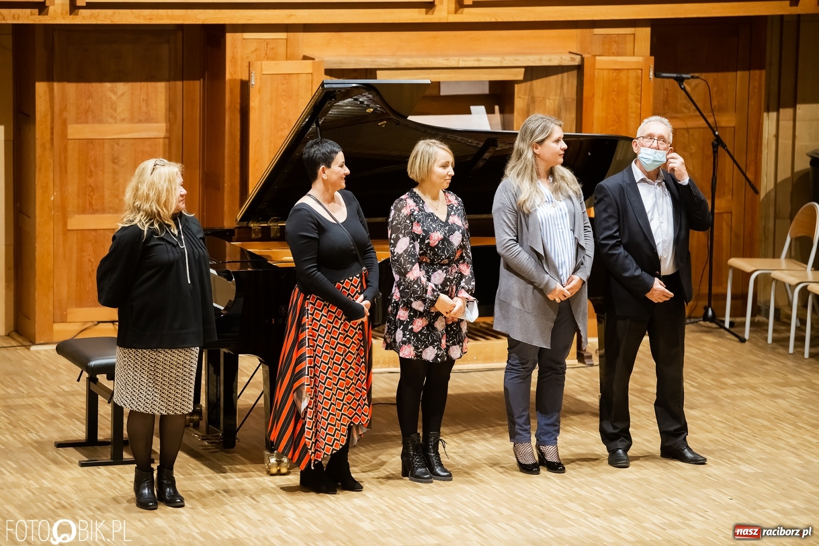 Zdjęcie w galerii na portalu naszraciborz.pl: Koncert jubileuszowy z okazji 60-lecia raciborskiej szkoły muzycznej wiadomości z regionu