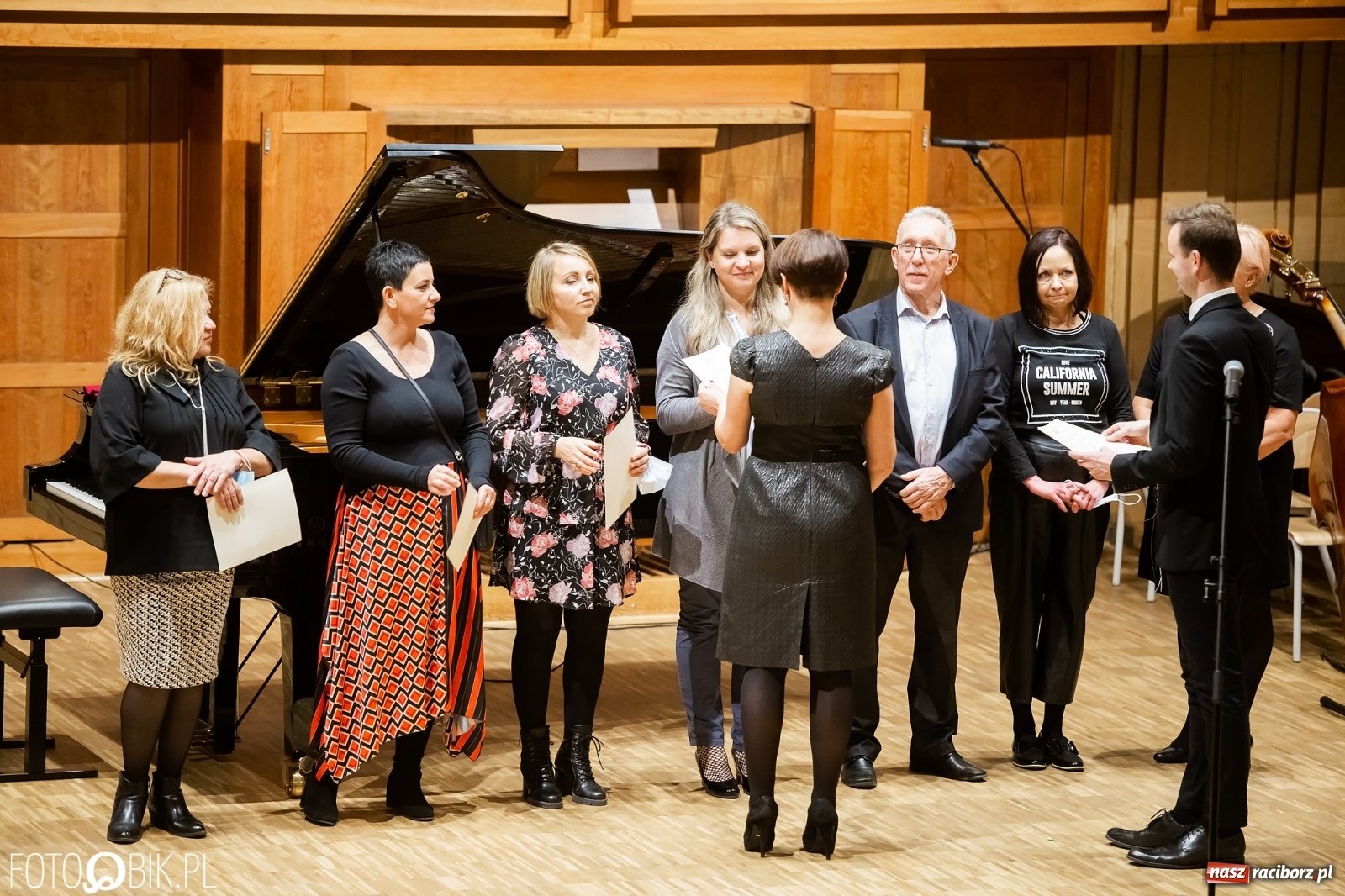 Zdjęcie w galerii na portalu naszraciborz.pl: Koncert jubileuszowy z okazji 60-lecia raciborskiej szkoły muzycznej wiadomości z regionu