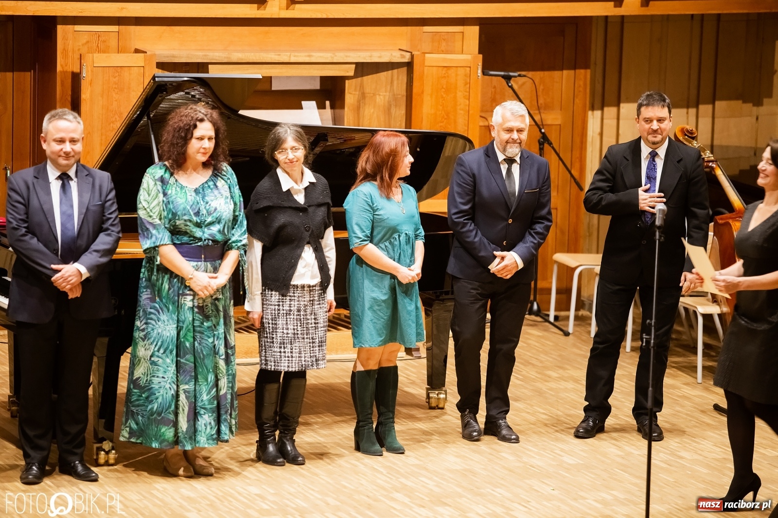 Zdjęcie w galerii na portalu naszraciborz.pl: Koncert jubileuszowy z okazji 60-lecia raciborskiej szkoły muzycznej wiadomości z regionu