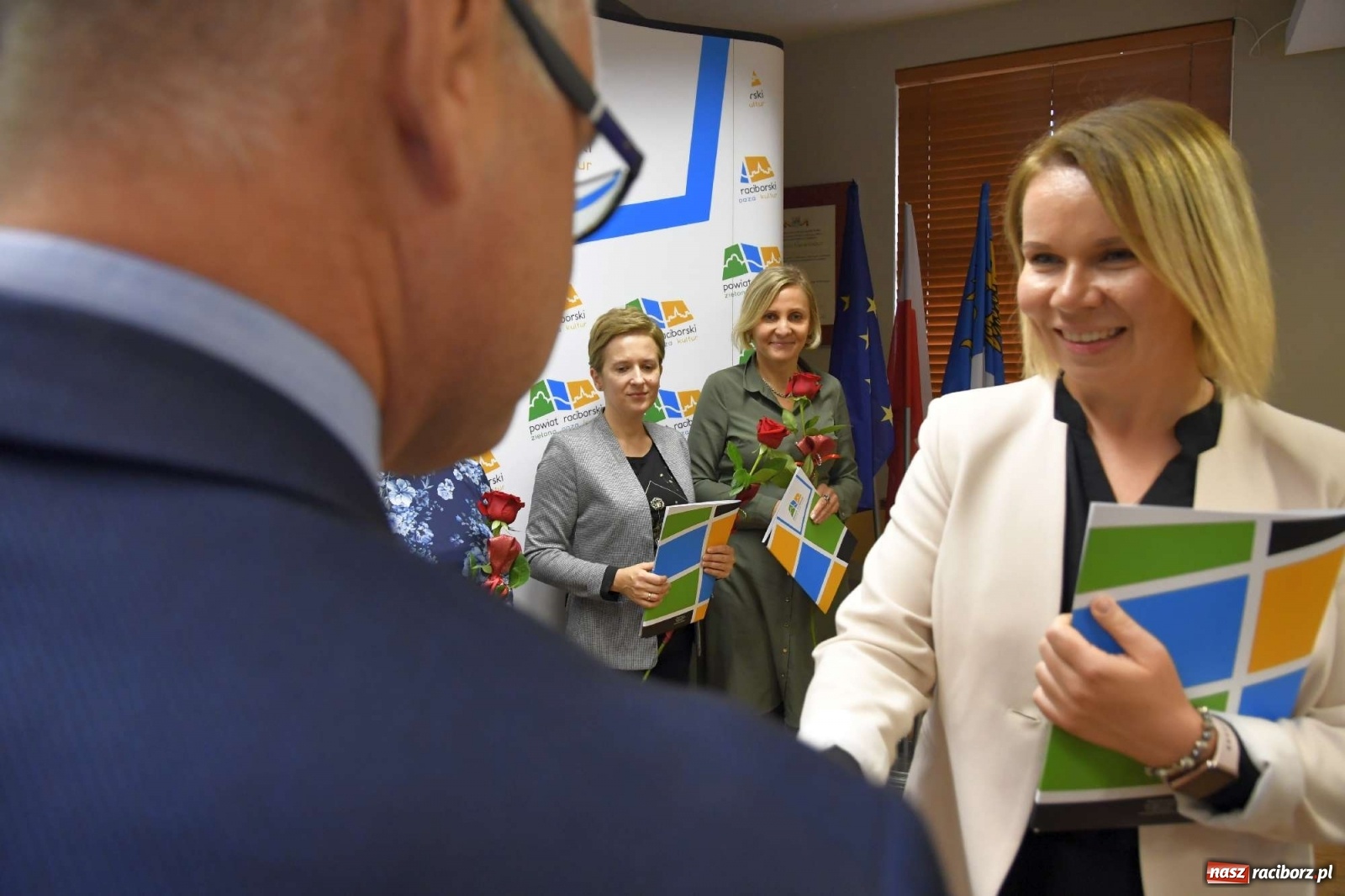 Zdjęcie w galerii na portalu naszraciborz.pl: Nagrody starosty na powiatowy Dzień Edukacji Narodowej wiadomości z regionu