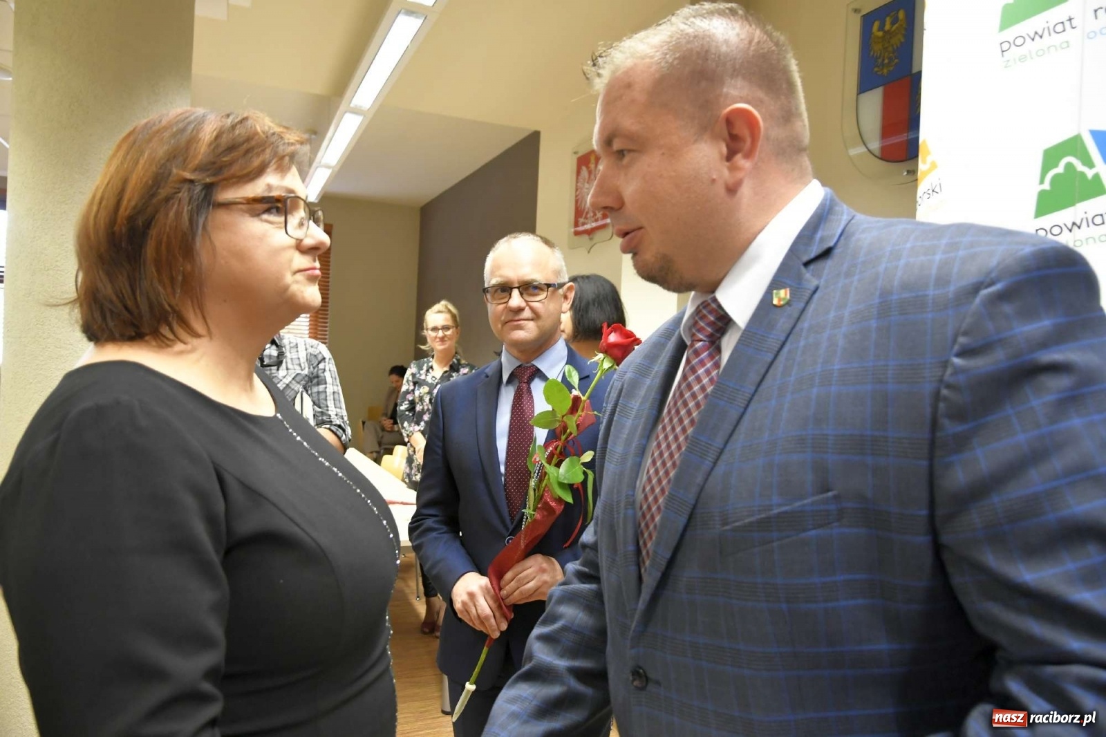 Zdjęcie w galerii na portalu naszraciborz.pl: Nagrody starosty na powiatowy Dzień Edukacji Narodowej wiadomości z regionu