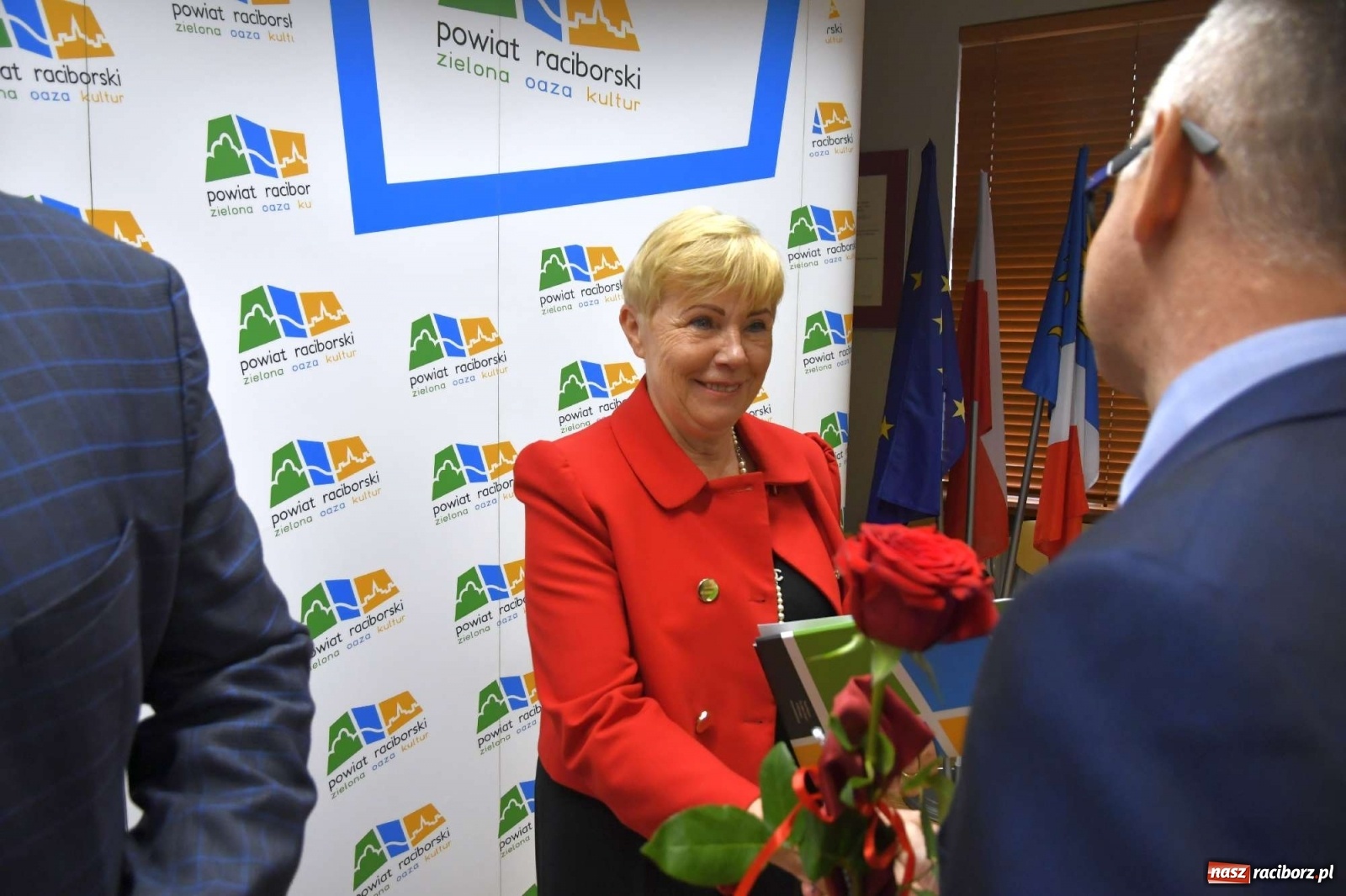 Zdjęcie w galerii na portalu naszraciborz.pl: Nagrody starosty na powiatowy Dzień Edukacji Narodowej wiadomości z regionu