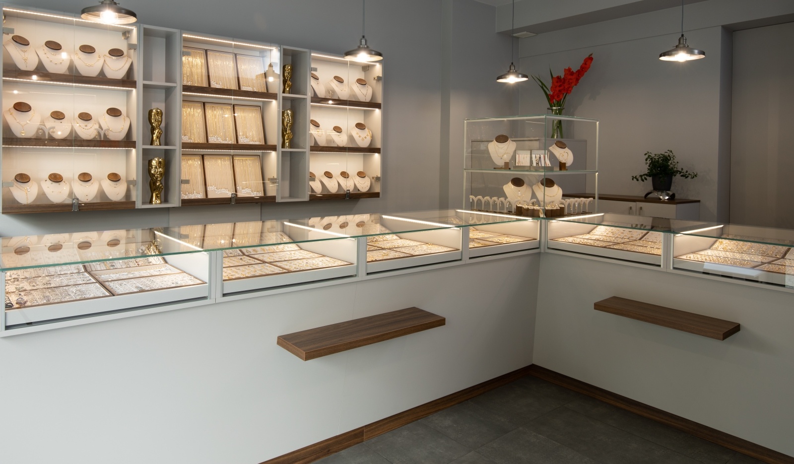 Zdjęcie w galerii na portalu naszraciborz.pl: Raciborska pracownia złotnicza Pawła Szczerbińskiego. 25 lat doświadczenia wiadomości z regionu