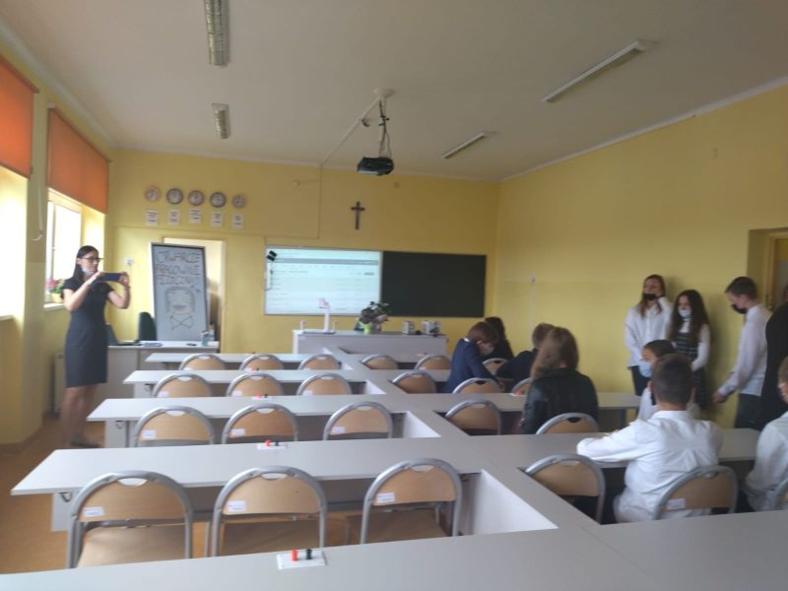 Zdjęcie w galerii na portalu naszraciborz.pl: Nauka jest fajna! Szkoła w Kuźni Raciborskiej ma nowoczesne pracownie wiadomości z regionu