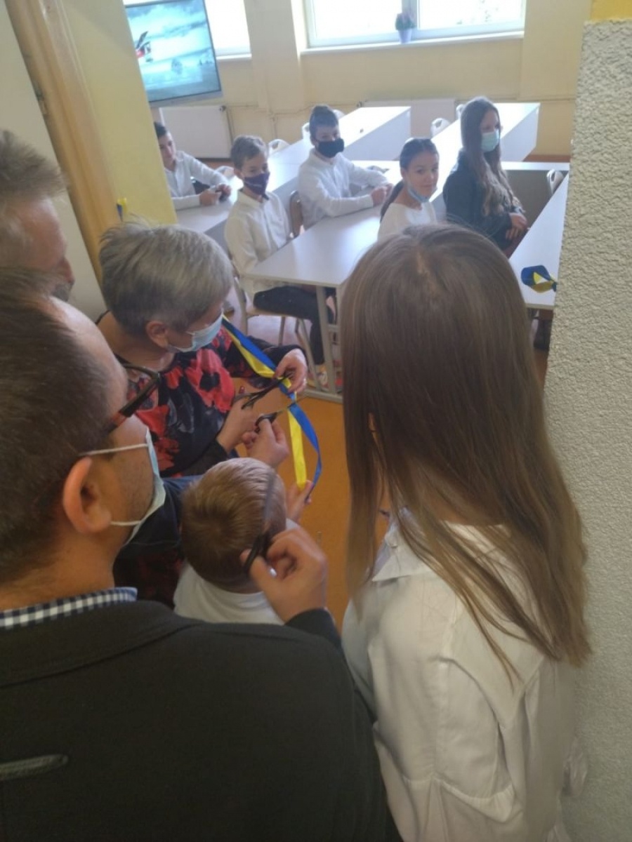 Zdjęcie w galerii na portalu naszraciborz.pl: Nauka jest fajna! Szkoła w Kuźni Raciborskiej ma nowoczesne pracownie wiadomości z regionu