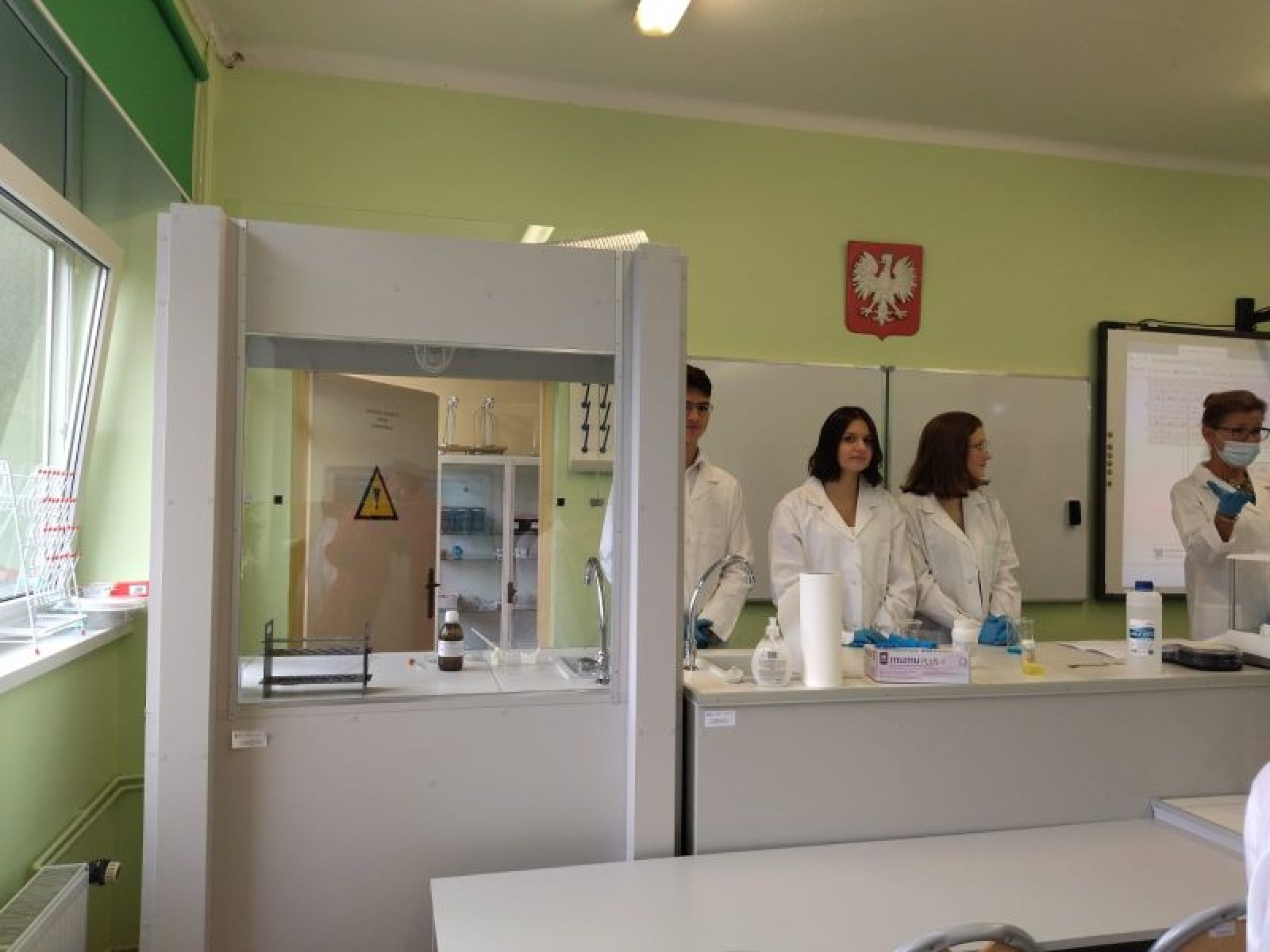 Zdjęcie w galerii na portalu naszraciborz.pl: Nauka jest fajna! Szkoła w Kuźni Raciborskiej ma nowoczesne pracownie wiadomości z regionu