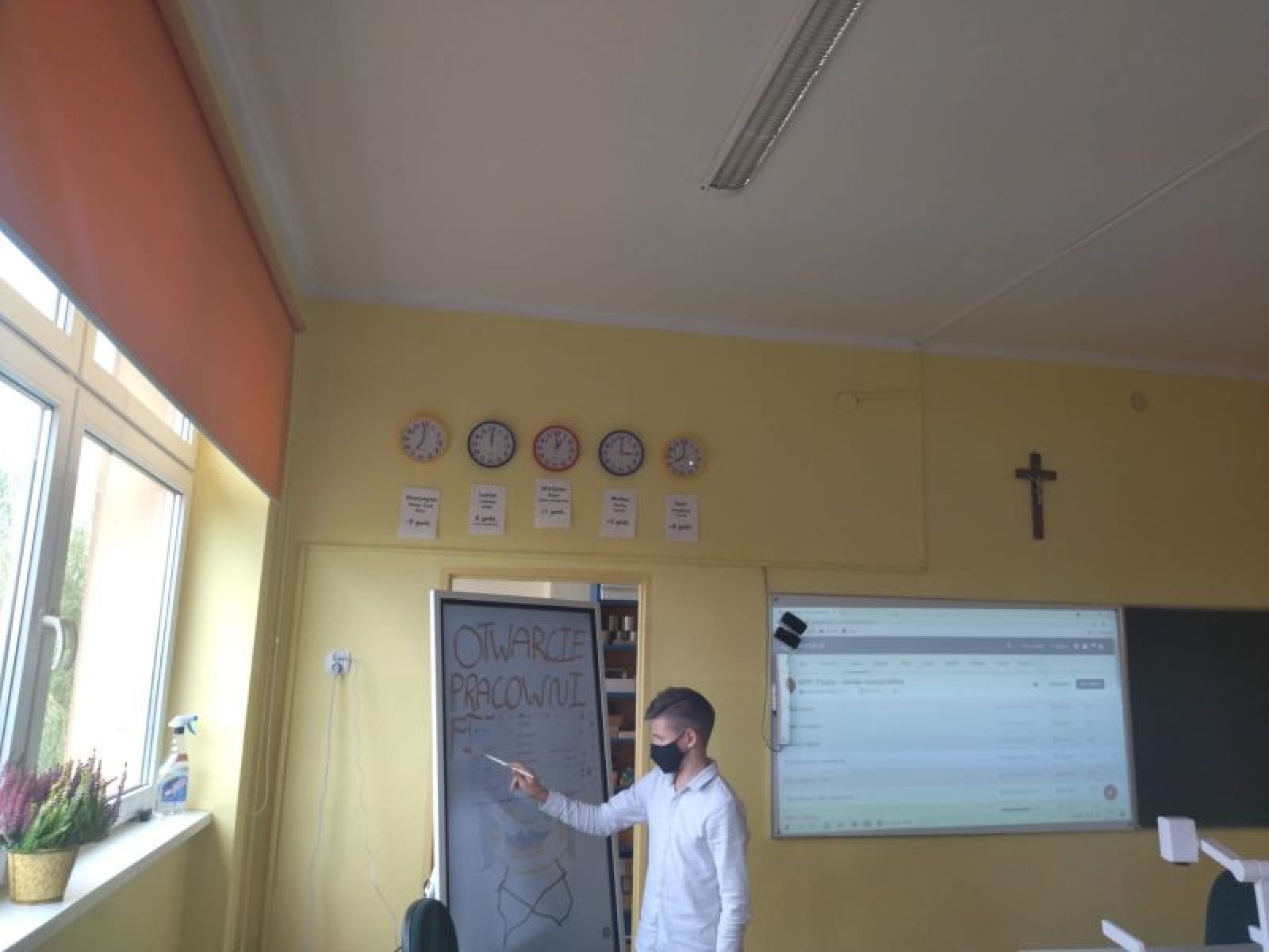 Zdjęcie w galerii na portalu naszraciborz.pl: Nauka jest fajna! Szkoła w Kuźni Raciborskiej ma nowoczesne pracownie wiadomości z regionu