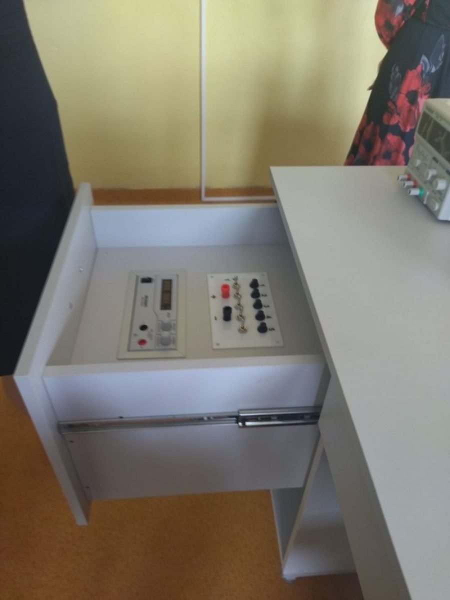 Zdjęcie w galerii na portalu naszraciborz.pl: Nauka jest fajna! Szkoła w Kuźni Raciborskiej ma nowoczesne pracownie wiadomości z regionu