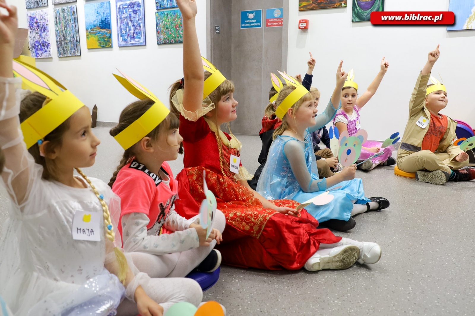 Zdjęcie w galerii na portalu naszraciborz.pl: Stumilowy Las wyrósł w bibliotece. Za nami Urodziny Kubusia Puchatka wiadomości z regionu