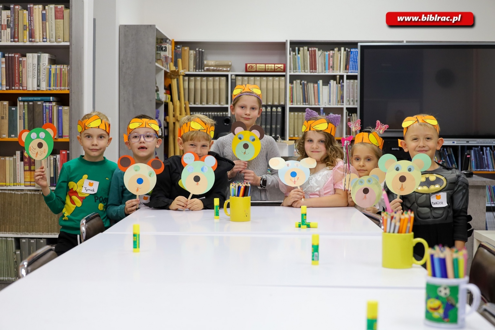 Zdjęcie w galerii na portalu naszraciborz.pl: Stumilowy Las wyrósł w bibliotece. Za nami Urodziny Kubusia Puchatka wiadomości z regionu